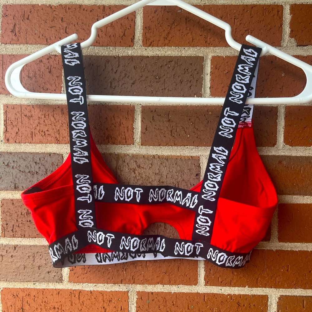 Hot Topic Crop Tank - Picture 3 of 4